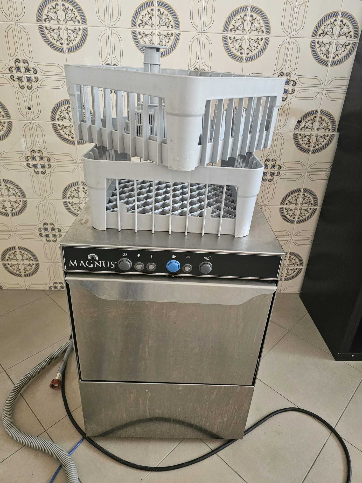 Máquina Loiça Basculante / Máquina Lavar Chávenas e Copos