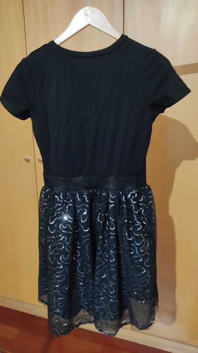 Vestido preto adolescente