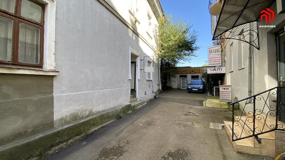 Оренда комерційного приміщення біля ратуші