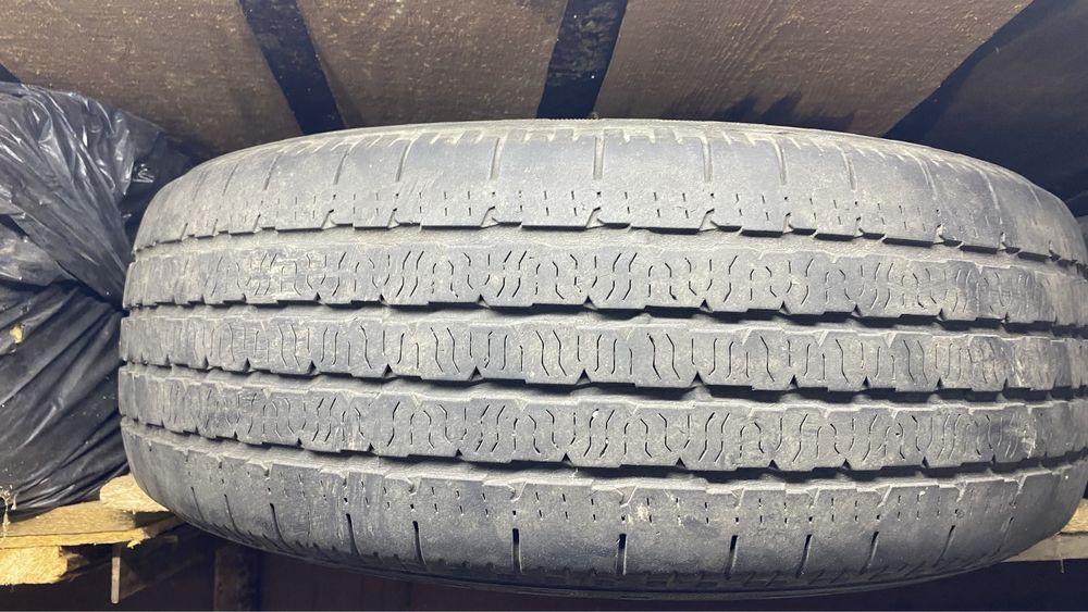 Пара літньої гуми Kumho 235/60 r17