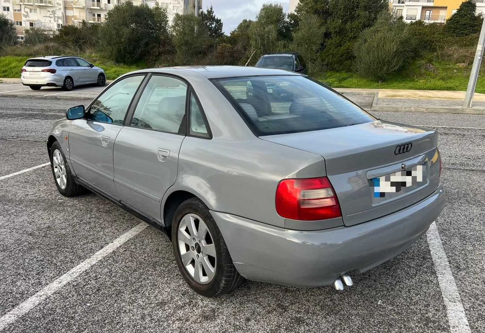 Audi A4 1.9 Tdi - A/C