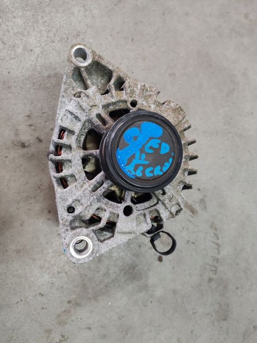 Alternator 37300-2a850 1.6 CRDi Kia Ceed II 12-15