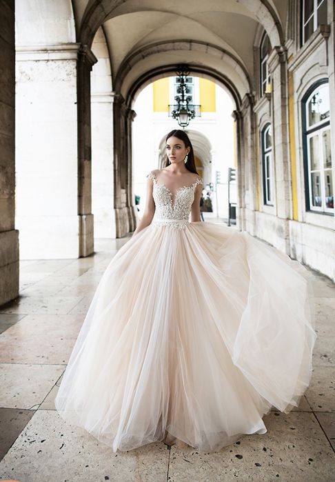 Свадебное платье оксана муха nymeria 48-52 размер