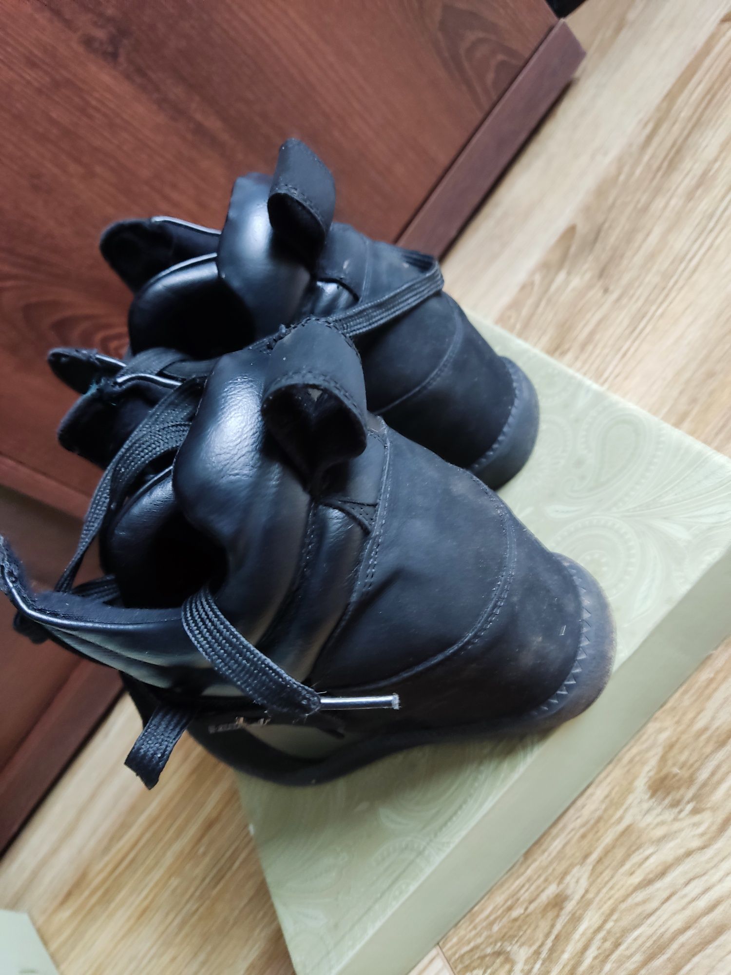 Buty sneakersy Jenny Fairy r. 37 czarne stan bdb mało używane