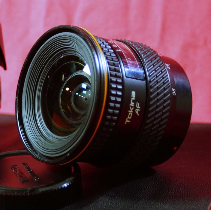 Minolta  Tokina  AF zoom    20 - 35mm f 3.5 - 4.5 -на  SONY a