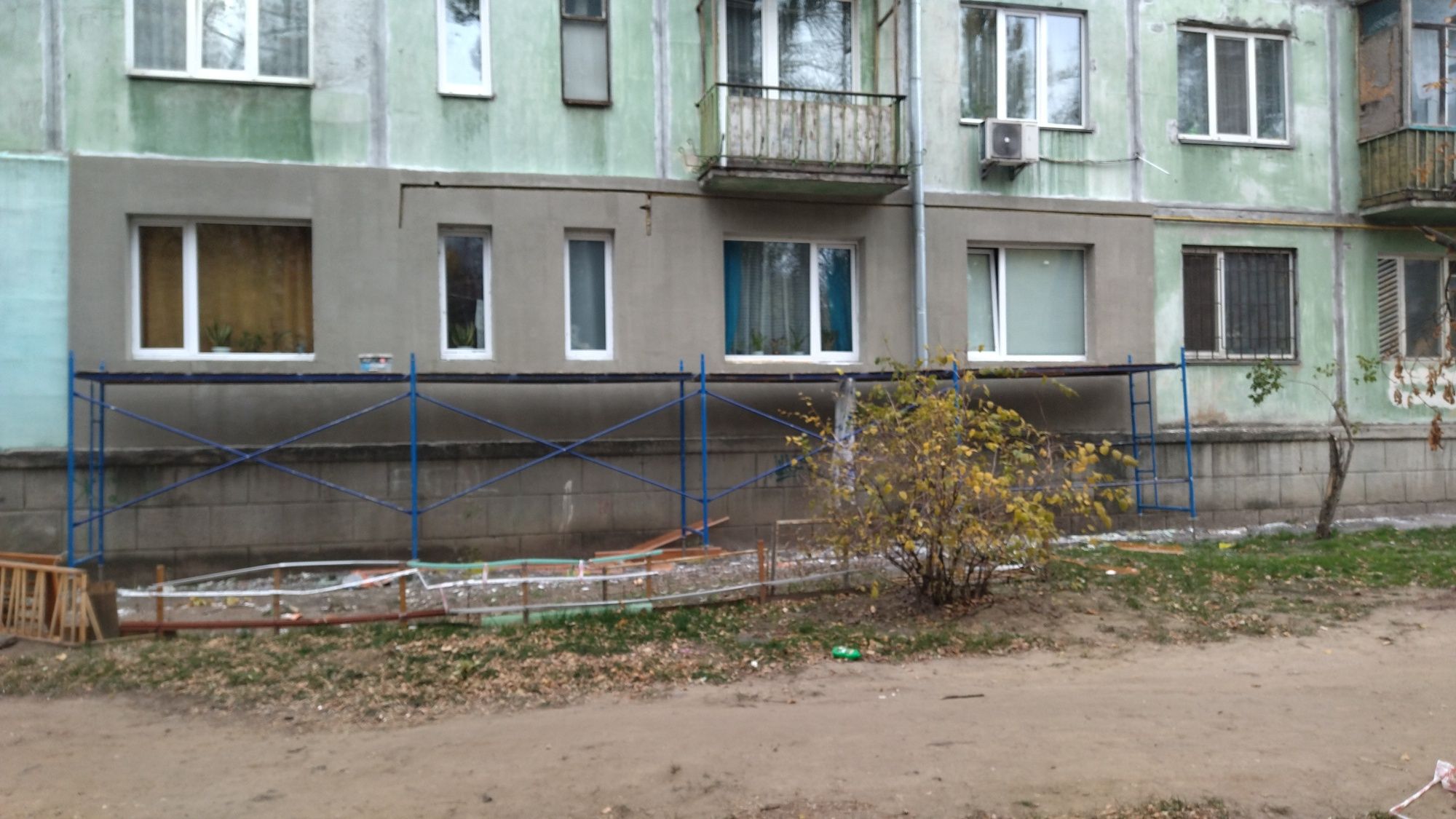 Утепление стен фасадов домов подъездов в Киеве