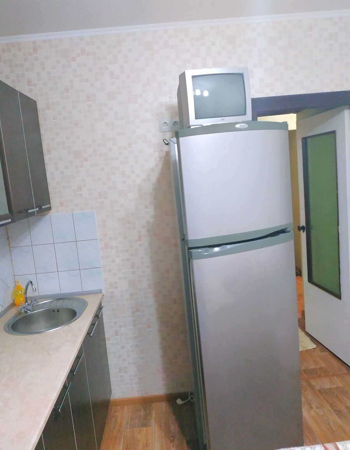Покращеного Планування Р-н. Зигіна ТРЦ "Київ" зуп. Дослідна. Центр 9хв