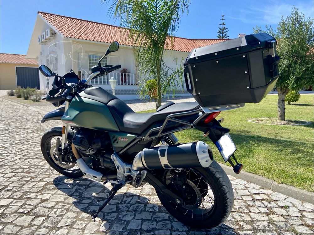 Moto guzzi v85 tt