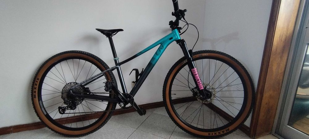 Bicicleta GIANT btt 29 "