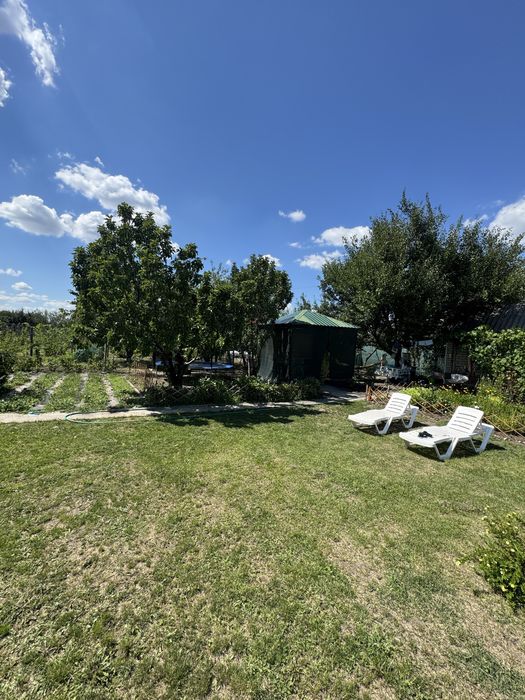 Продам дачу на пзто для отдыха и проживания с басейном