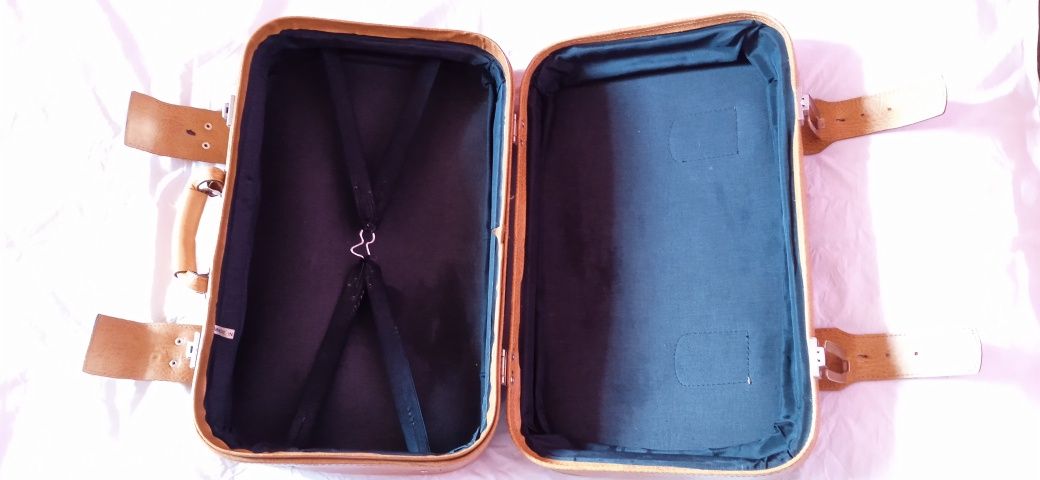 Чемодан шкіряний вінтажний часів срср 550грн.