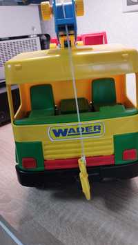 Підйомний кран Wader Middle Truck