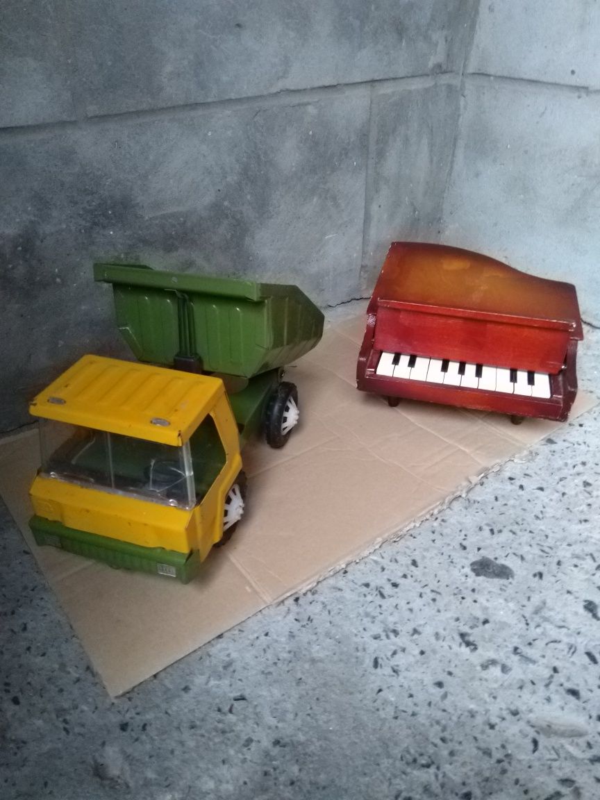Ретро-колекційна іграшка СРСР,грузовик,самоскид,рояль, піаніно