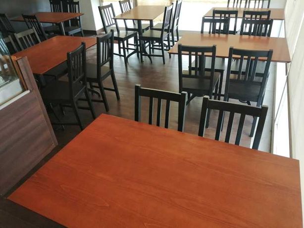 6 Mesas e 24 cadeiras - Restaurante-Café