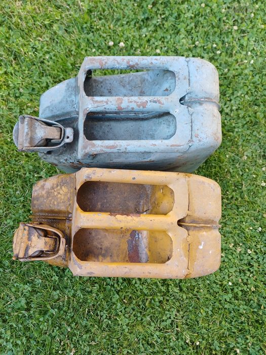 Kanister na benzynę