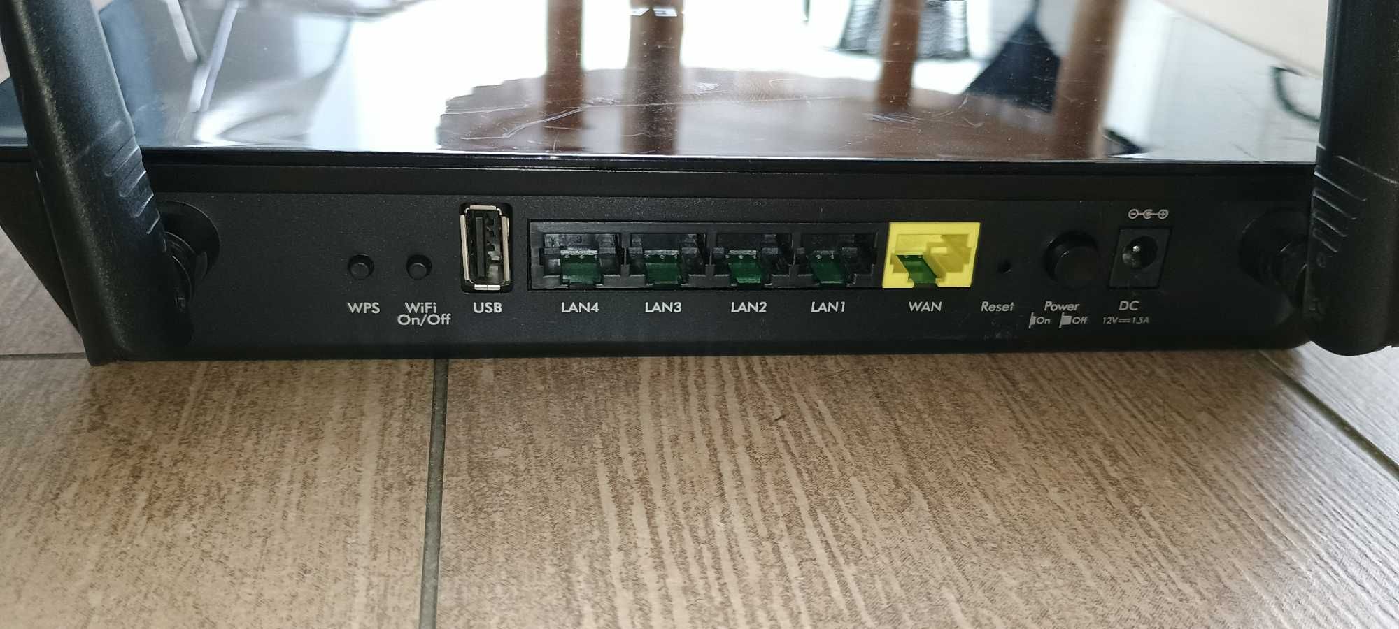 Router NetGear R6220 OpenWrt 24.10