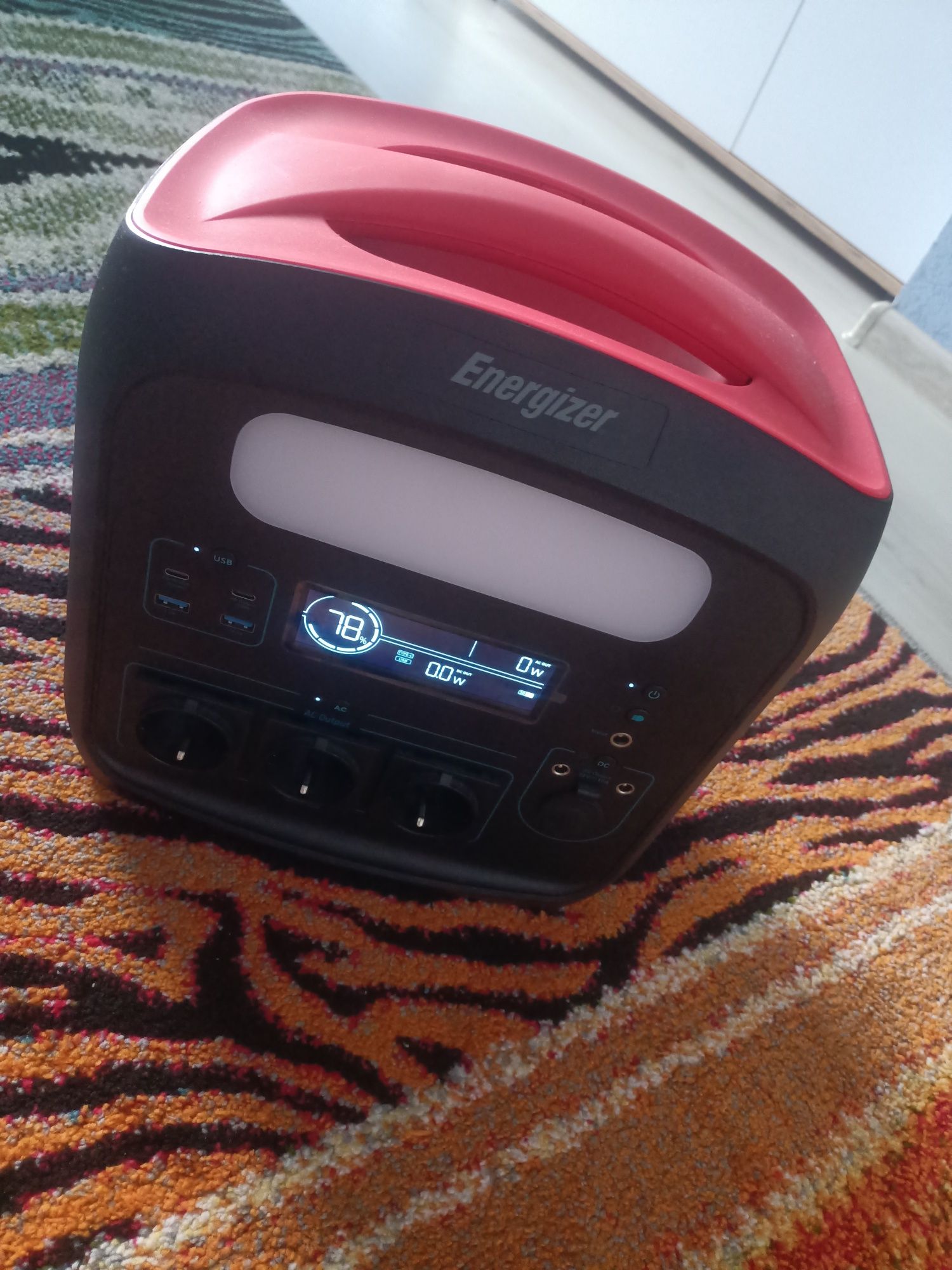 Зарядна станція Energizer PPS960W1