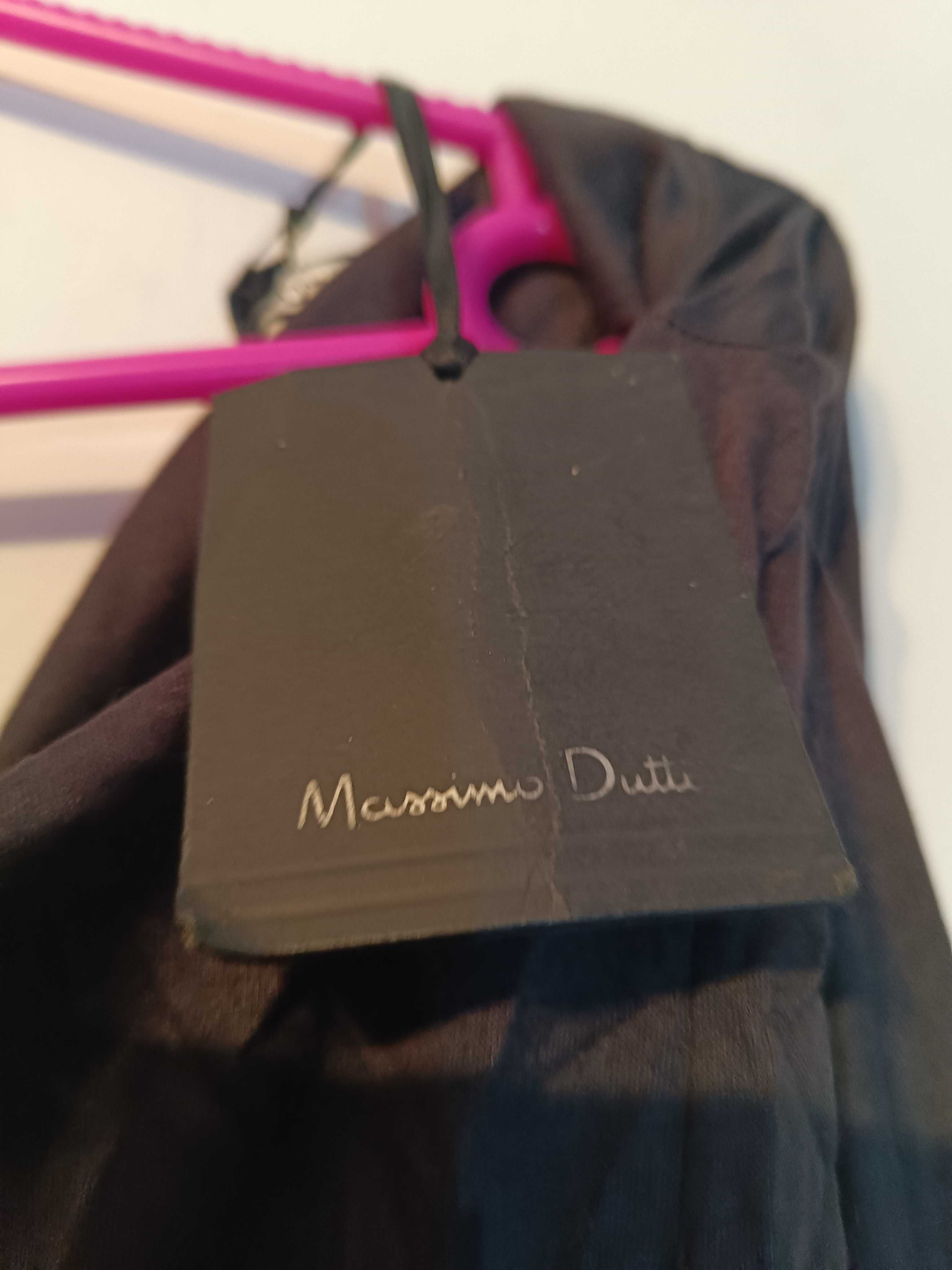 Macacão justo da Massimo Dutti com etiqueta.Tamanho M