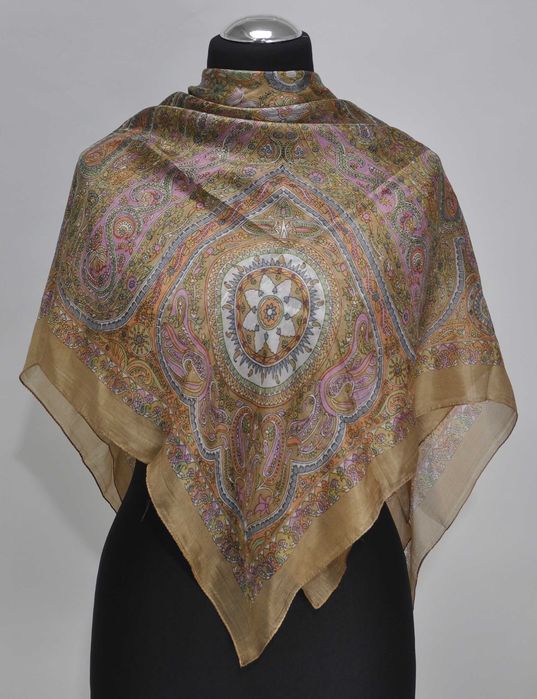 Chusta Apaszka Szal Szalik Damska Jedwabna Jedwab z Indii 102x98cm