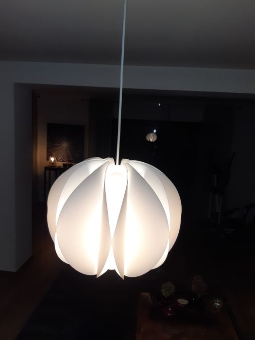 Komplet lamp stojąca i wisząca.