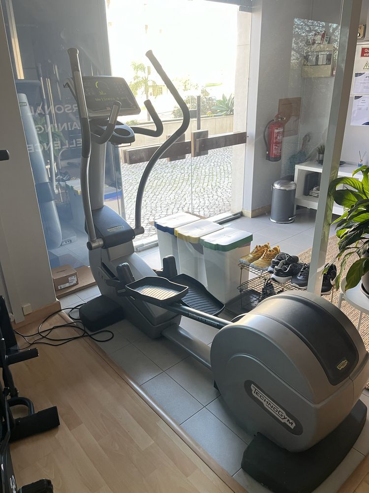 Cross Trainer Technogym