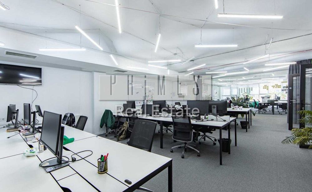 Продаж офісу, ЖК Дипломат Холл, вул. Жилянська 59