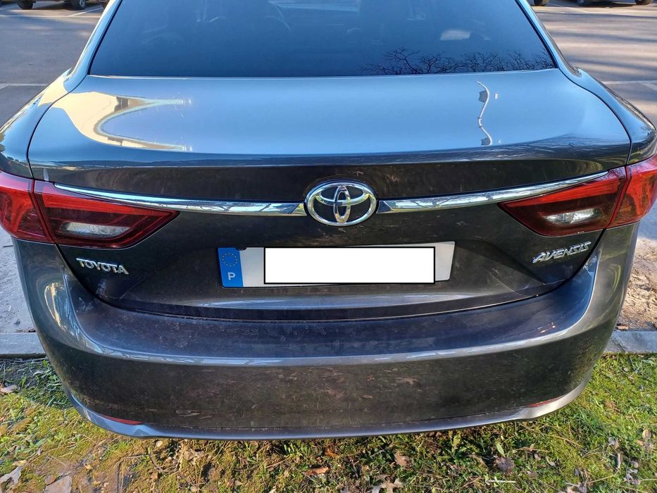 Toyota AVENSIS 1.6 Diesel