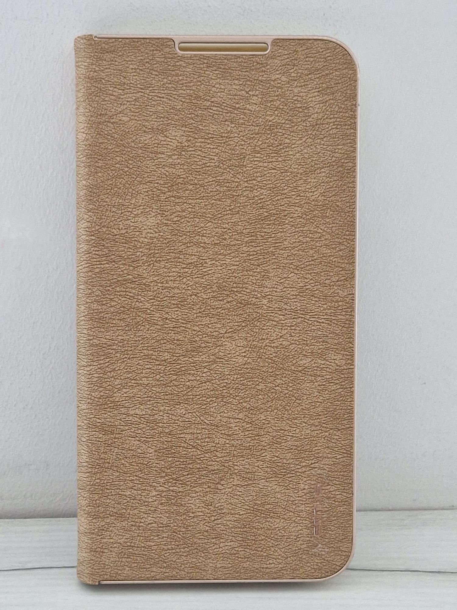 Kabura Vennus Book z ramką do Samsung Galaxy S22 Plus złota