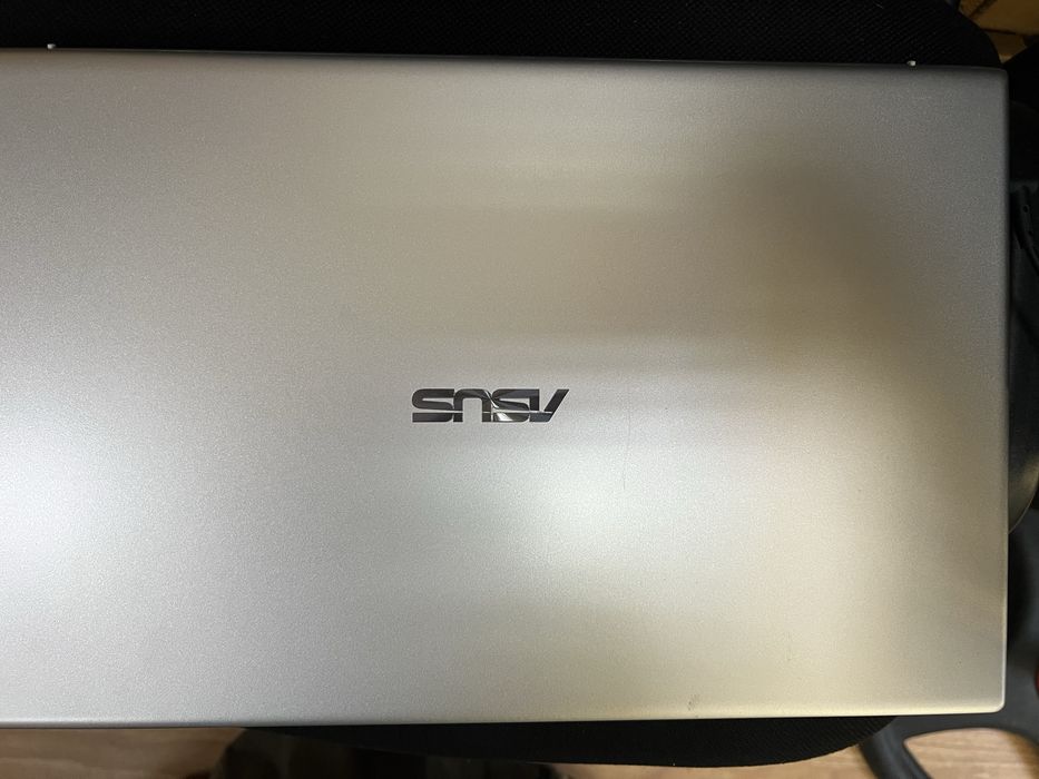 Ноутбук ASUS Vivibook17