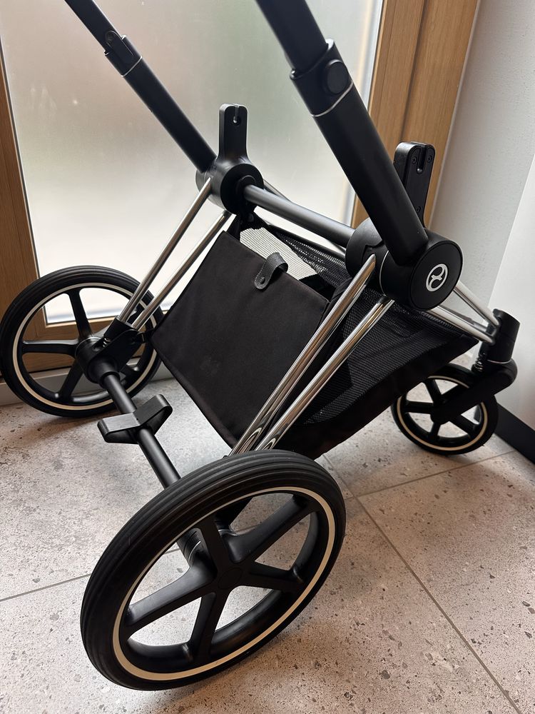 Продам коляску cybex dj khaled