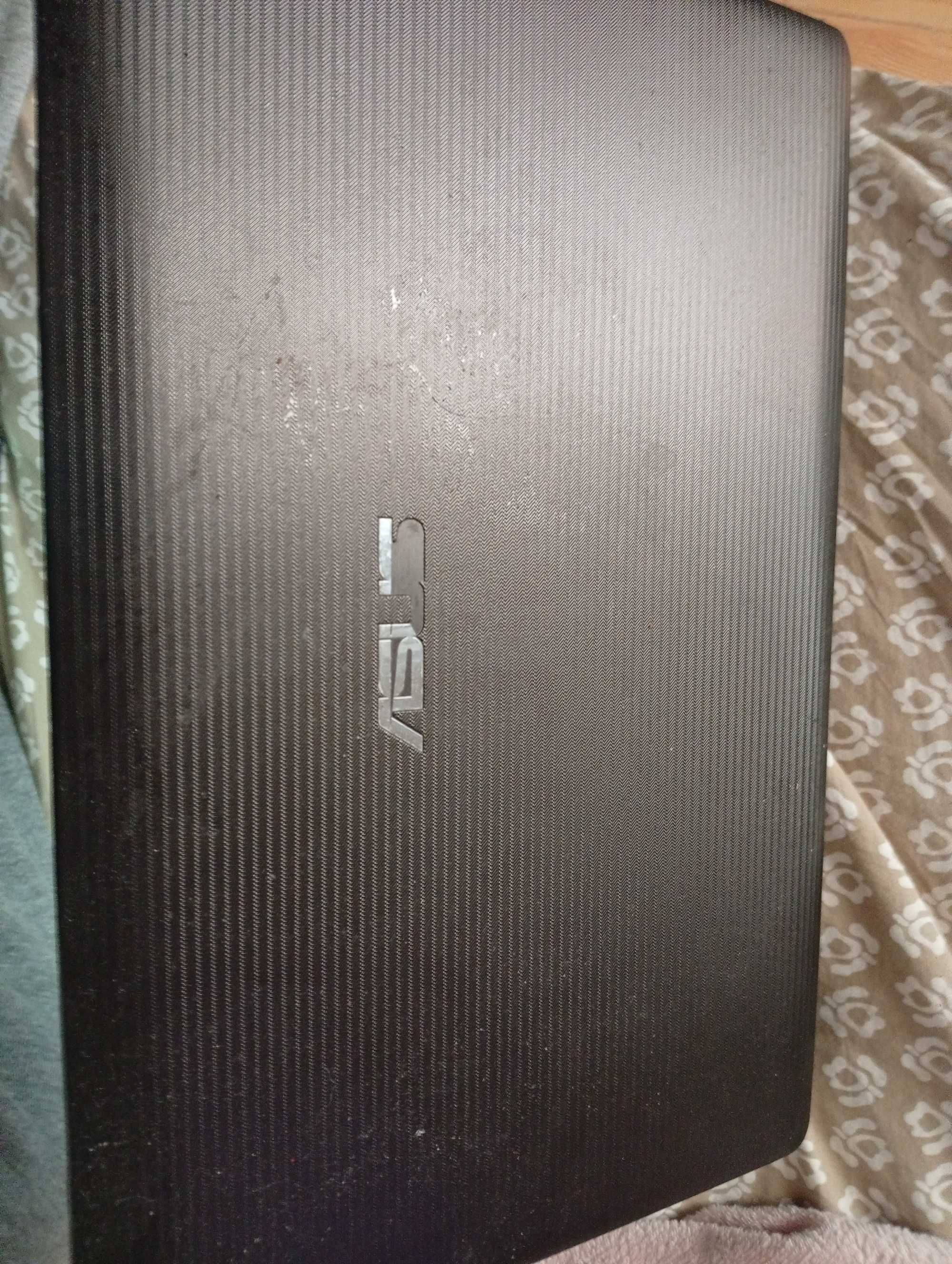 Portátil asus bom