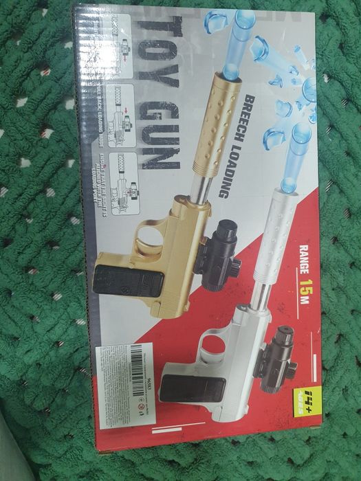 Іграшковий пістолет з силіконовими кульками