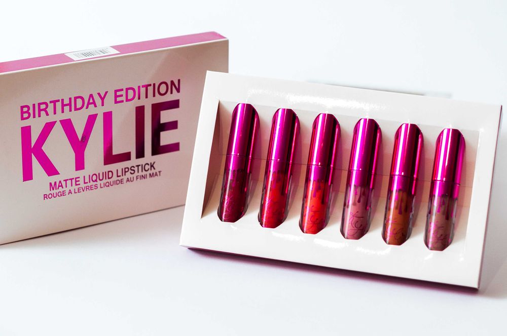 Распродажа..Набор жидких матовых помад Kylie
