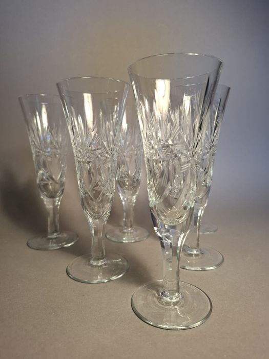 Kieliszki kryształowe do szampana