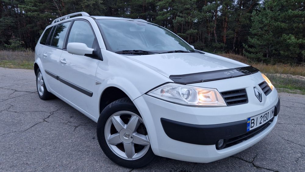 Автомобиль Renault Megan 1,6