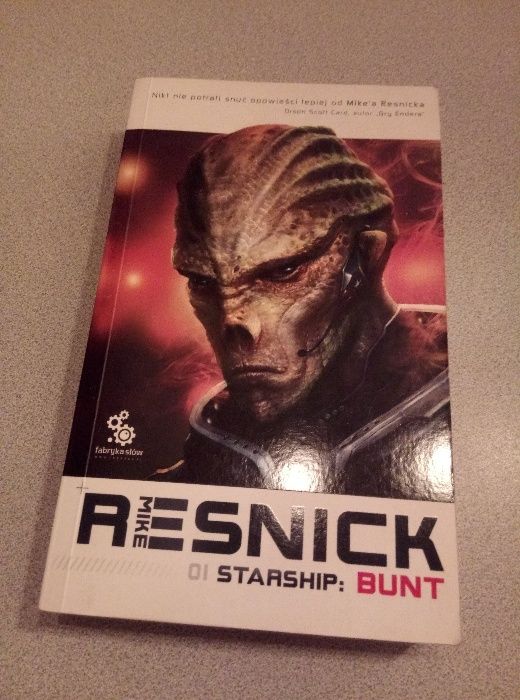 Mike Resnick: "01 STARSHIP: BUNT"