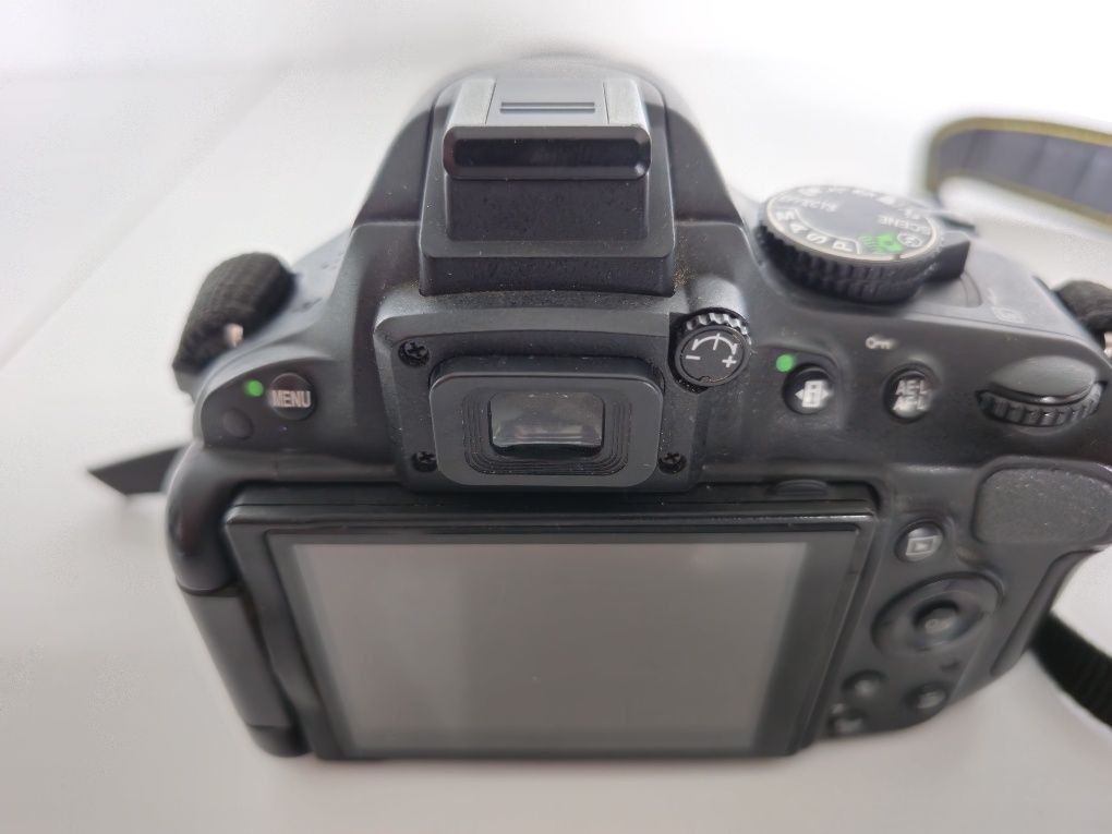 Aparat fotograficzny Nikon D5100, 2 objektywy
