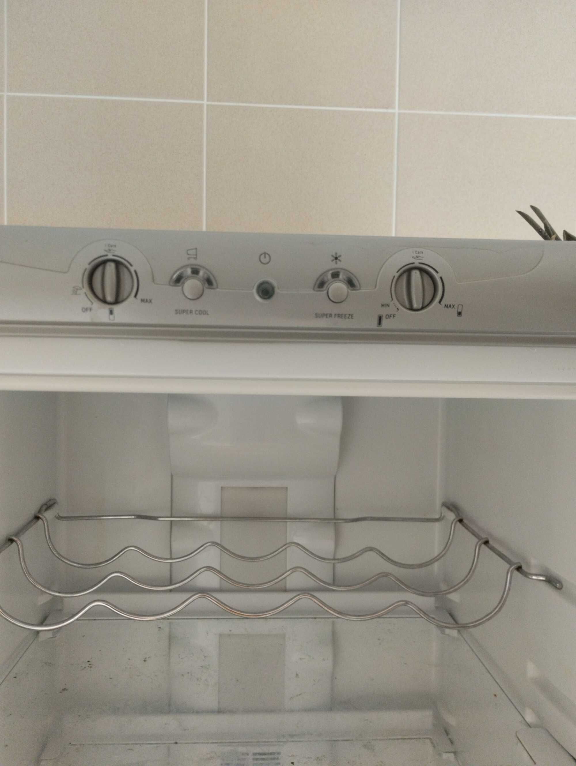 Frigorífico Hotpoint da Ariston