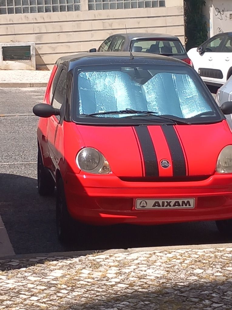 Carro Aixam como novo