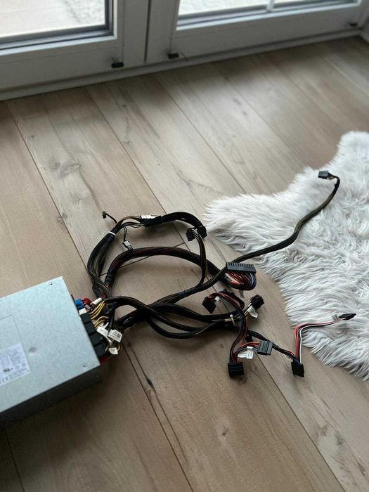 Zasilacz Dell 1500W z Alienware Area 51-R2 – Moc dla wymagających!