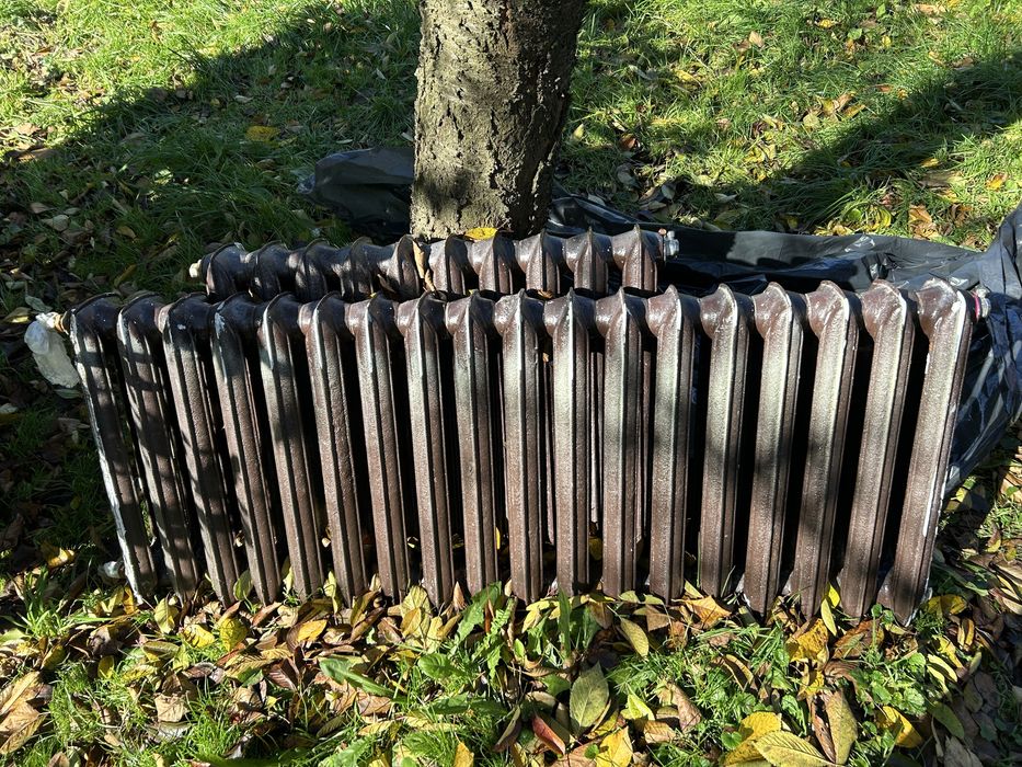 Grzejnik Żeliwny Żeberkowy 18 i 10 Żeberek