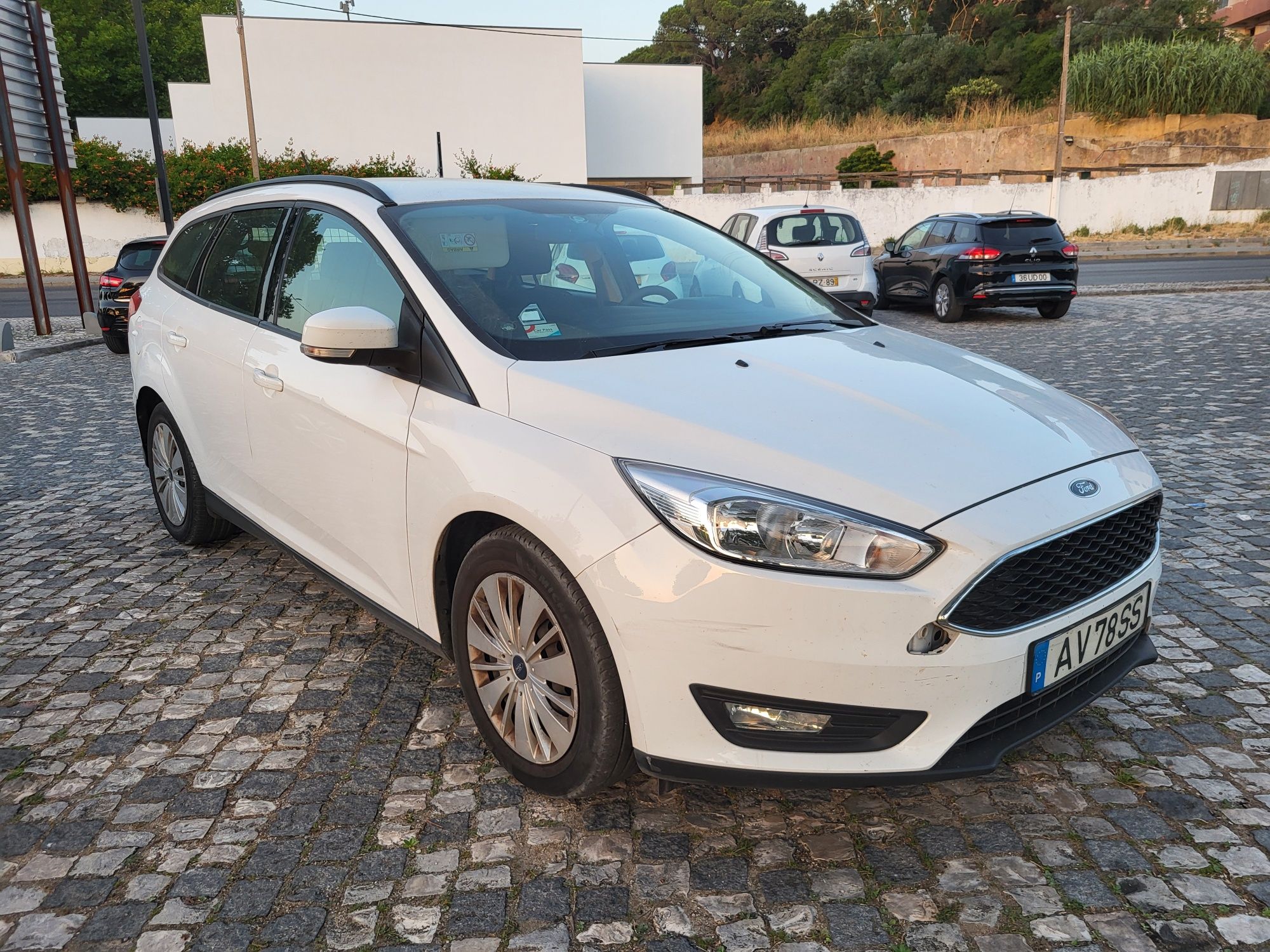 Ford focus branco 2018