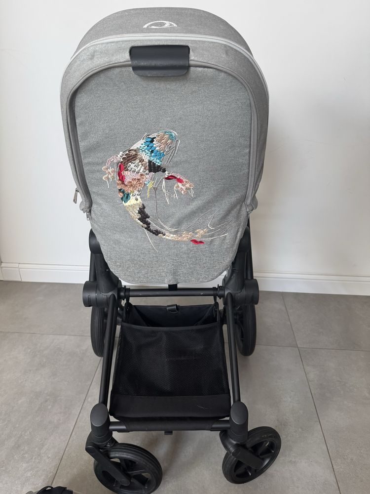 Cybex Priam 4.0 2w1 Koi / Black Matt