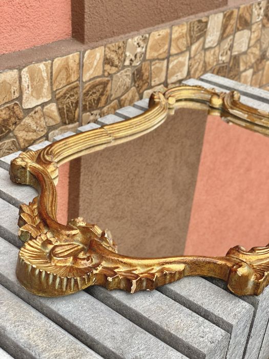 Вінтажне дзеркало