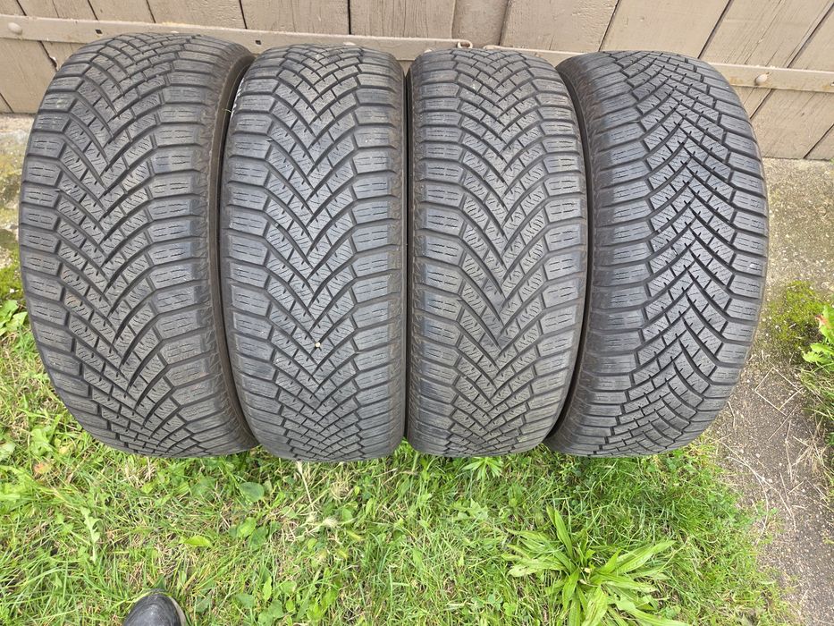 Opony zimowe 205 55r16  Yokohama  rok 2021