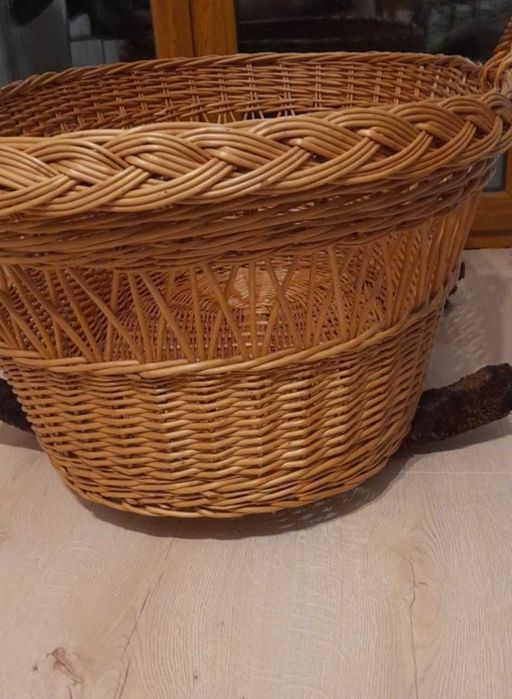 Kosz Mojżesza. Wiklinowa kołyska.