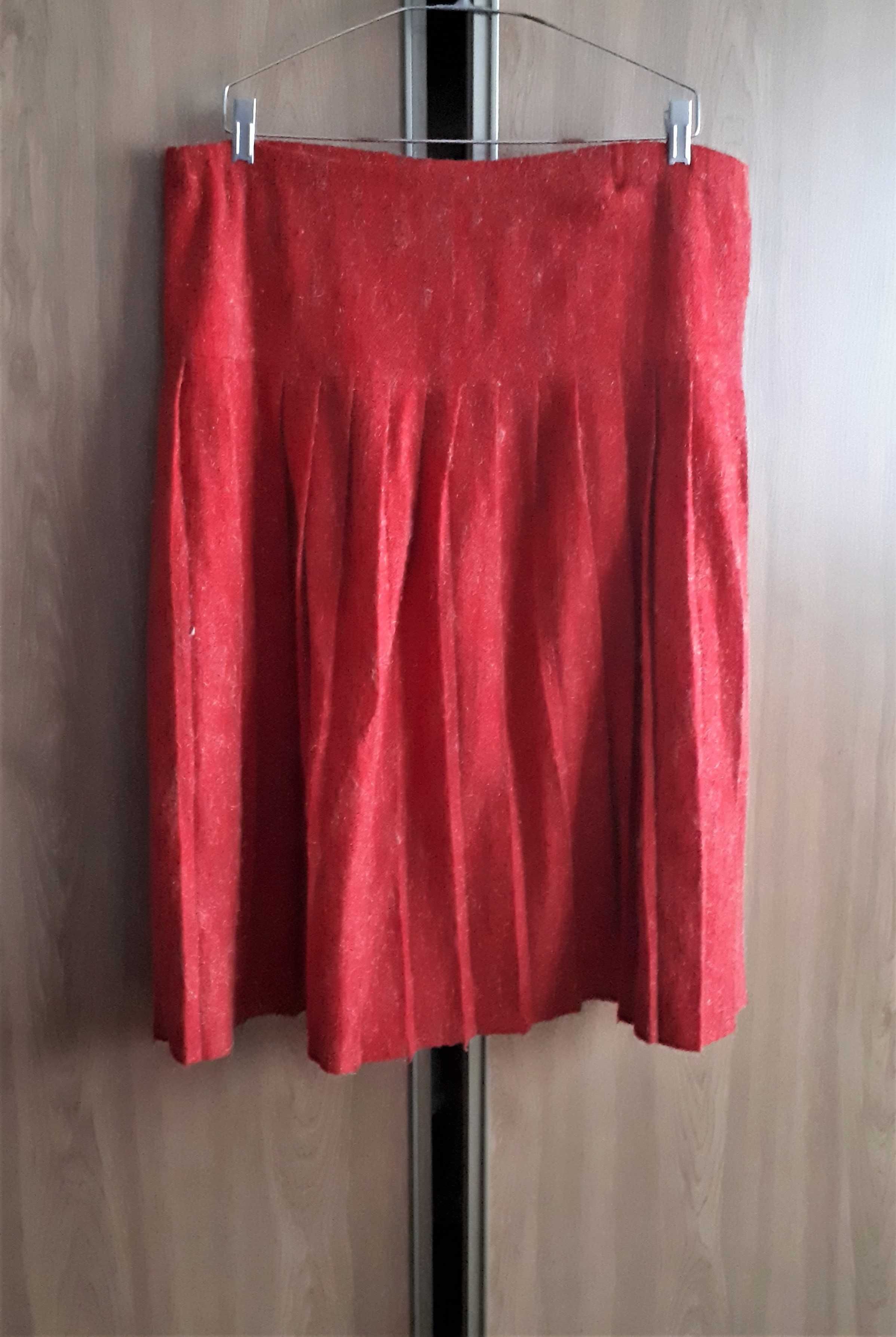 spódnica XL/XXL czerwona ciepła