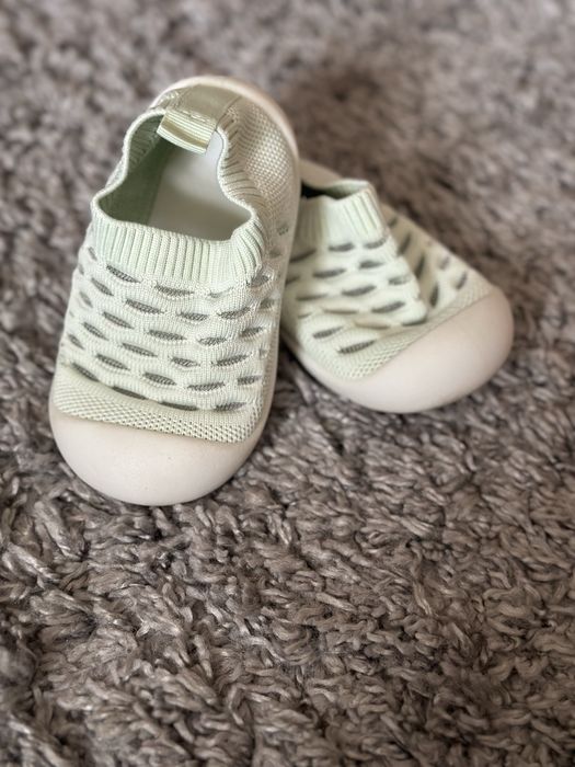 Сітчасті  кросівки, мокасини, тапки носки