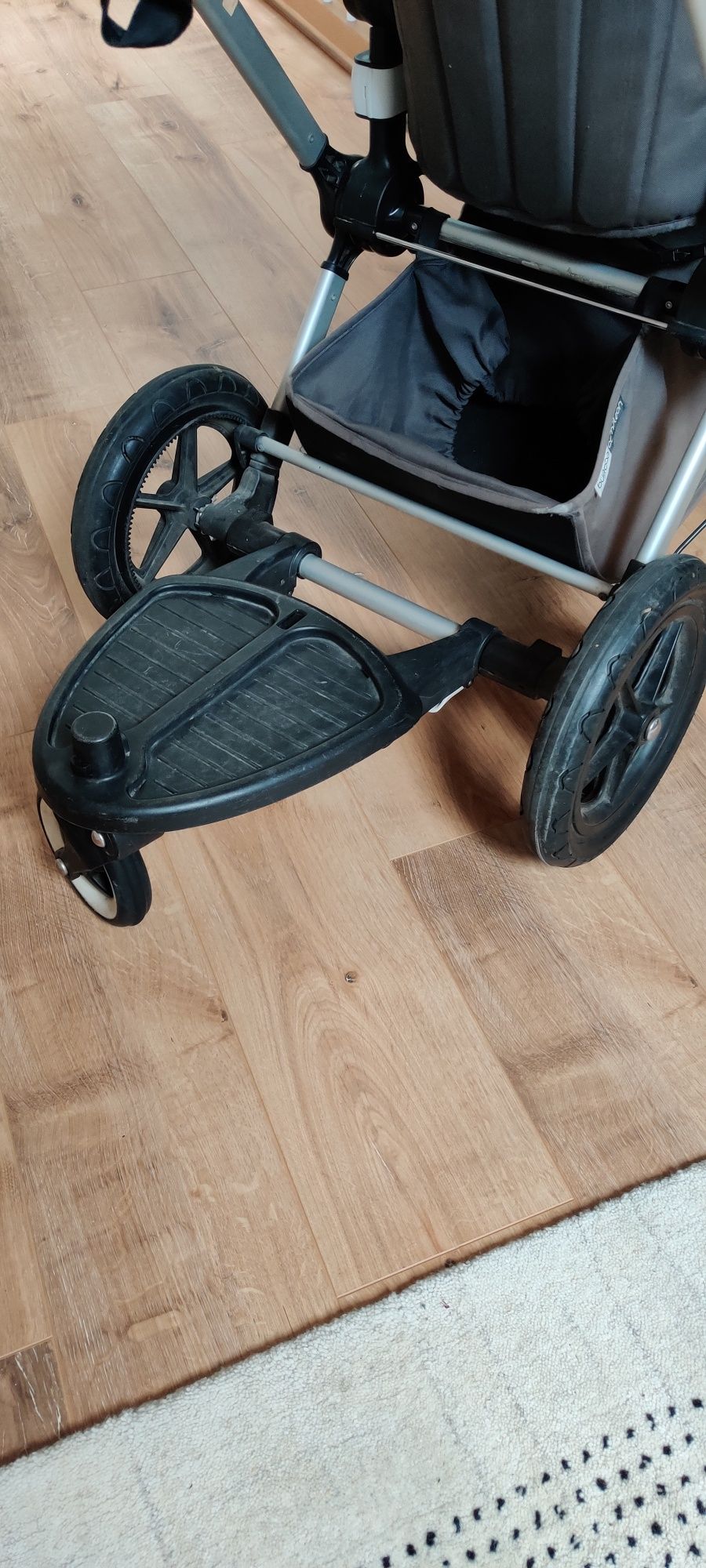 Bugaboo Cameleon bogate wyposażenie