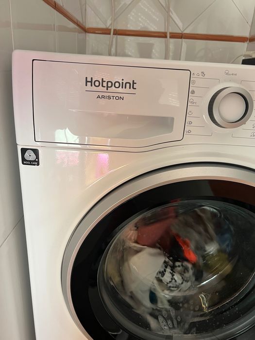 Máquina de lavar roupa Hotpoint